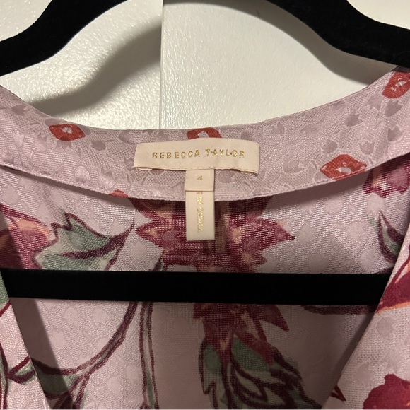 Rebecca Taylor Pink Floral Print Silk Blend V-neck Short Sleeves Blouse Size 4 - Picture 2 of 7